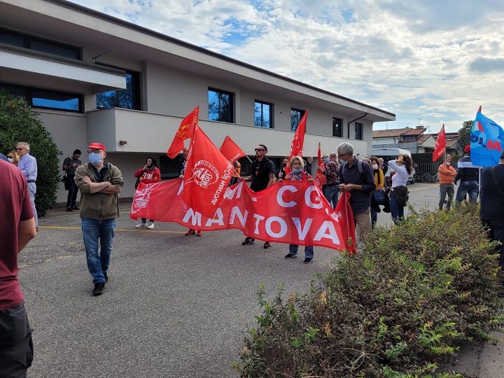 Manifestazione Gianetti Carpenedolo: Fiom Mantova presente