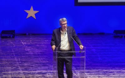 Landini sul palco del Sociale per la festa di Liberetà: “Rimettere il lavoro al centro dell’Europa come modello di ricostruzione della giustizia sociale”
