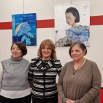 “Una donna, un fiore” inaugurata in sala Motta la mostra di Laura Saccardi e presentate le iniziative per la Giornata Internazionale contro la violenza sulle donne