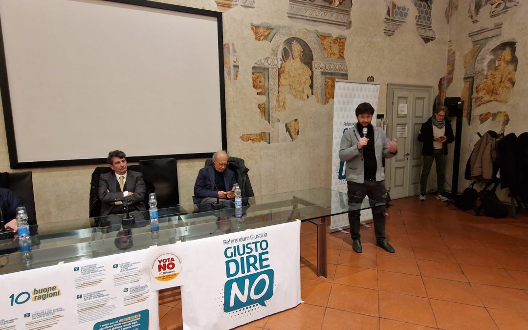 Comitati per il No al referendum costituzionale sulla riforma della giustizia: Colombo e Castelli fanno il pieno a Palazzo Soardi