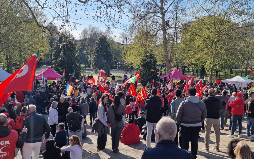 DALLA PIAZZA DEMOCRATICA E ANTIFASCISTA DI SABATO AL 25 APRILE