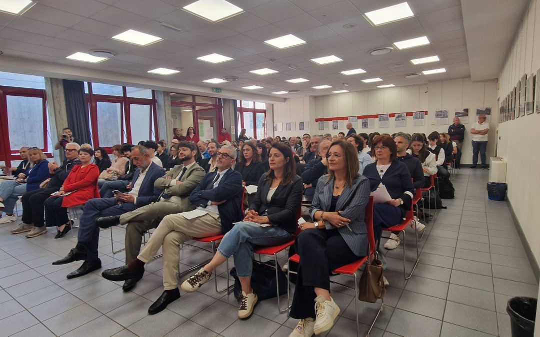 21 Madri Costituenti, nella sede della Cgil di Mantova la mostra permanente realizzata dagli studenti del Greggiati